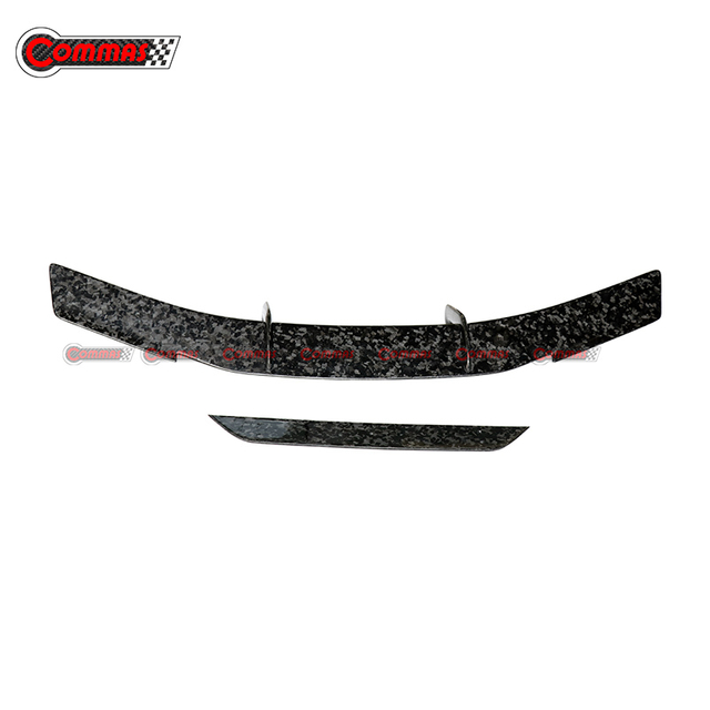 Lamborghini Huracan Lp610 EVO는 Novitec 스타일 드라이 카본 리어 윙으로 업그레이드되었습니다.